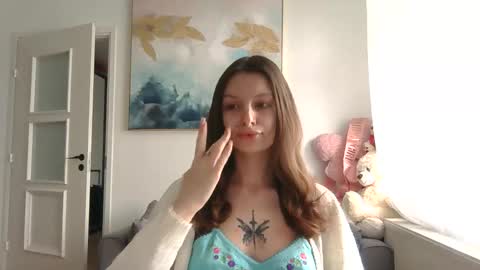 lilycandy_ online show from 22, 4, 2026