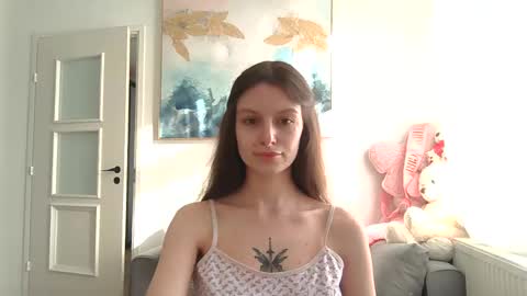 lilycandy_ online show from 23, 4, 2026