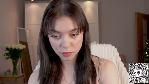 Lily   online show from 14, 12, 2024