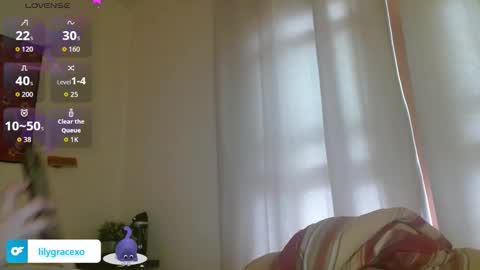 Lily Grace online show from 15, 11, 2025