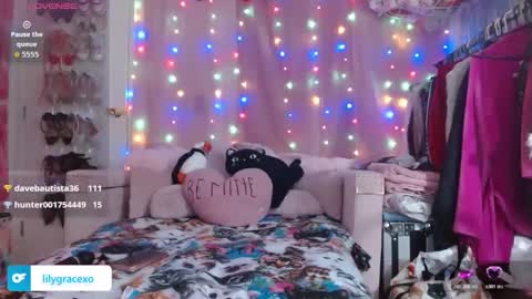 Lily Grace online show from 10, 1, 2026