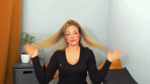 Lily online show from 13, 1, 2025