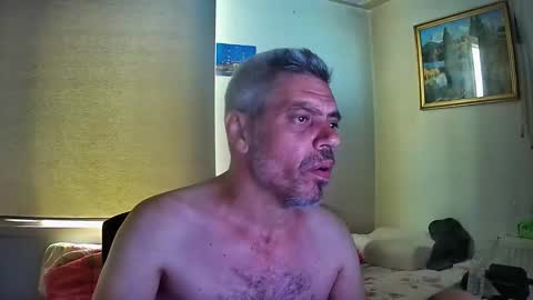 Snapshot of lilylovelyman50 chatting on 20, 5, 2026 lilylovelyman50 online show from 20, 5, 2026