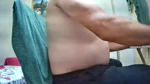 Snapshot of lilylovelyman50 chatting on 18, 6, 2026 lilylovelyman50 online show from 18, 6, 2026