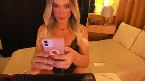 IM YOUR TRUE GODESS Lilymonstercock online show from 17, 7, 2026