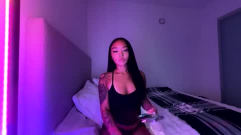 lilypowpow online show from 5, 12, 2025