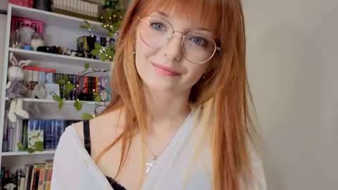 Lily online show from 11, 5, 2026