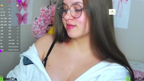 Lily online show from 6, 10, 2025