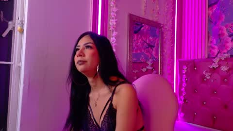 Lily online show from 26, 6, 2026