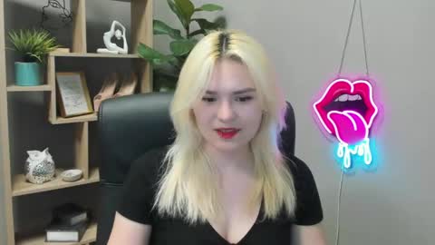 Lily online show from 20, 4, 2026