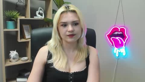 Lily online show from 22, 4, 2026