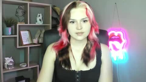 Lily online show from 7, 6, 2026