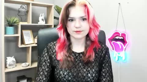 Lily online show from 8, 6, 2026