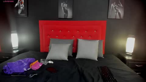 Lilythadam online show from 28, 4, 2026