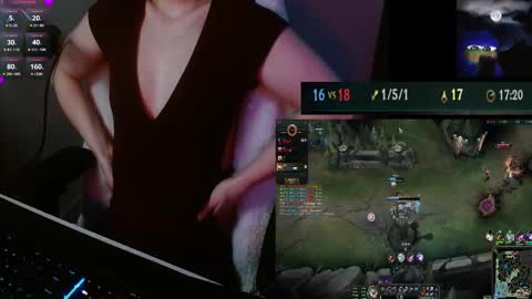 Lily Rone online show from 14, 11, 2025