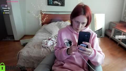 Hi Im Lily online show from 7, 4, 2026