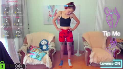 Hi Im Lily online show from 8, 7, 2026