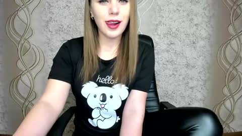    online show from 11, 5, 2026