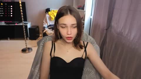 Snapshot of lina_and_lion chatting on 29, 5, 2026 Scarlet online show from 29, 5, 2026