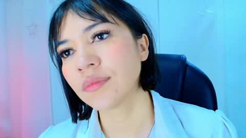  Lina Bedoya  online show from 24, 4, 2026