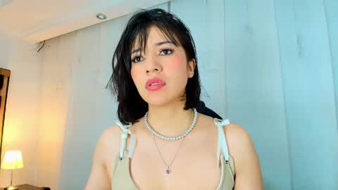 Snapshot of lina_bedoya chatting on 4, 6, 2026 Lina Bedoya online show from 4, 6, 2026