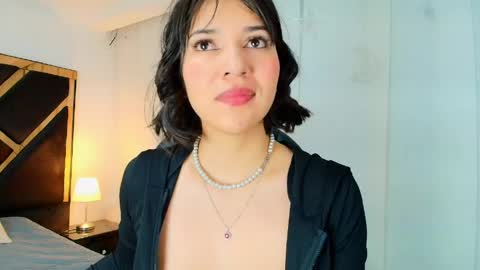 Snapshot of lina_bedoya chatting on 9, 6, 2026 Lina Bedoya online show from 9, 6, 2026