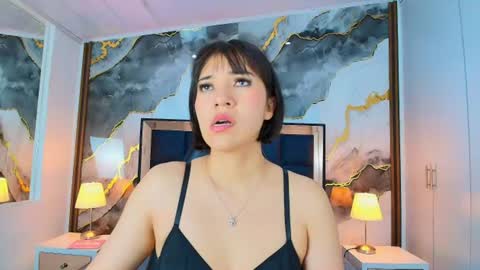  Lina Bedoya  online show from 27, 7, 2026