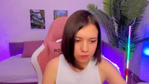 Lina online show from 12, 2, 2025