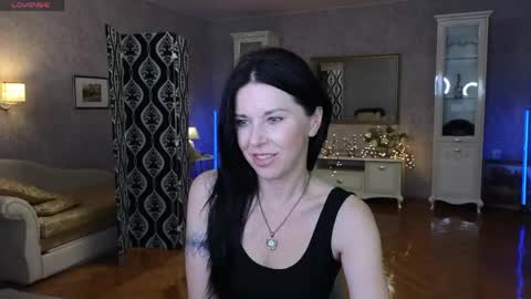 lina_flore online show from 24, 4, 2026