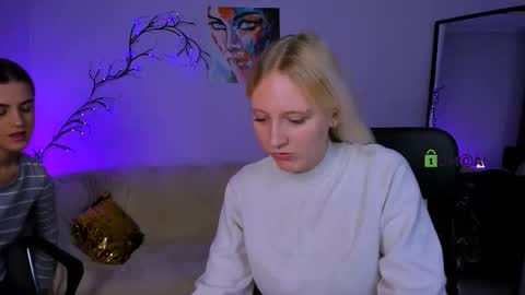 lina_fox12 online show from 2, 10, 2025