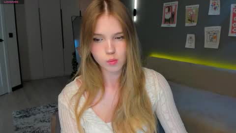 Lina online show from 10, 3, 2026