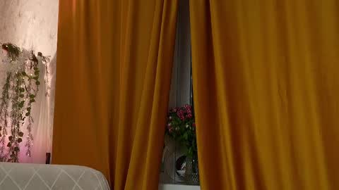 Lina -  online show from 10, 2, 2025