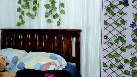 paola online show from 26, 2, 2025