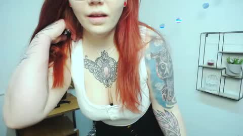 Snapshot of lina_ri chatting on 26, 4, 2026 lina_ri online show from 26, 4, 2026