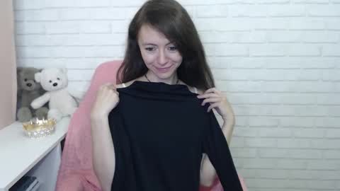 Lina Rouge online show from 27, 9, 2025