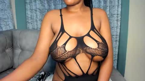 lina sexy58 online show from 2, 2, 2026