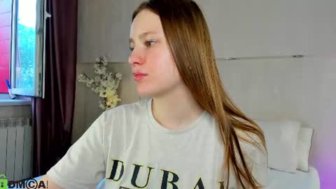 Lina online show from 5, 7, 2026