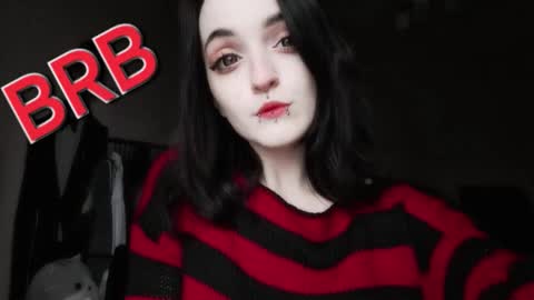 Lina 3  1715622743 online show from 21, 11, 2025