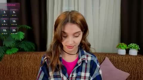 Snapshot of linaage chatting on 10, 9, 2025 Lina online show from 10, 9, 2025