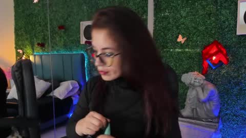 Lina  online show from 30, 3, 2026