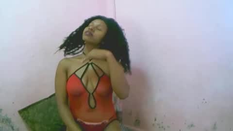 linah1123 online show from 20, 4, 2026