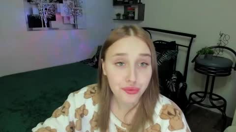 Lina online show from 27, 2, 2025