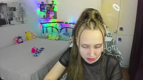 Lina online show from 17, 4, 2026