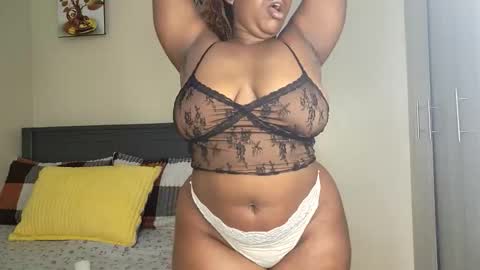 linda5298 online show from 25, 4, 2026