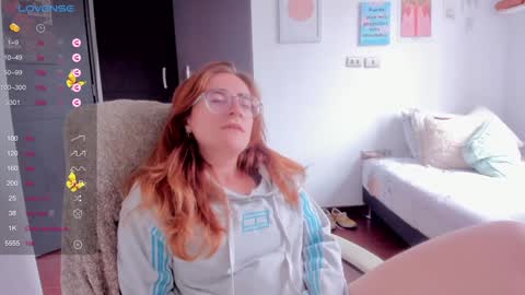 Giggles  online show from 29, 1, 2025