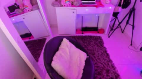 Lindaa maria  online show from 26, 10, 2025