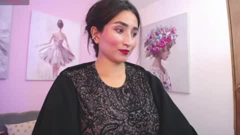 Maria Paula online show from 6, 3, 2025