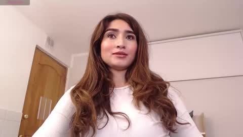 Maria Paula online show from 19, 12, 2025