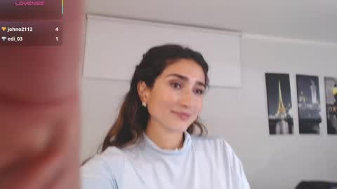 Maria Paula online show from 14, 4, 2026