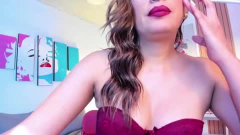 linda_norris online show from 28, 7, 2026